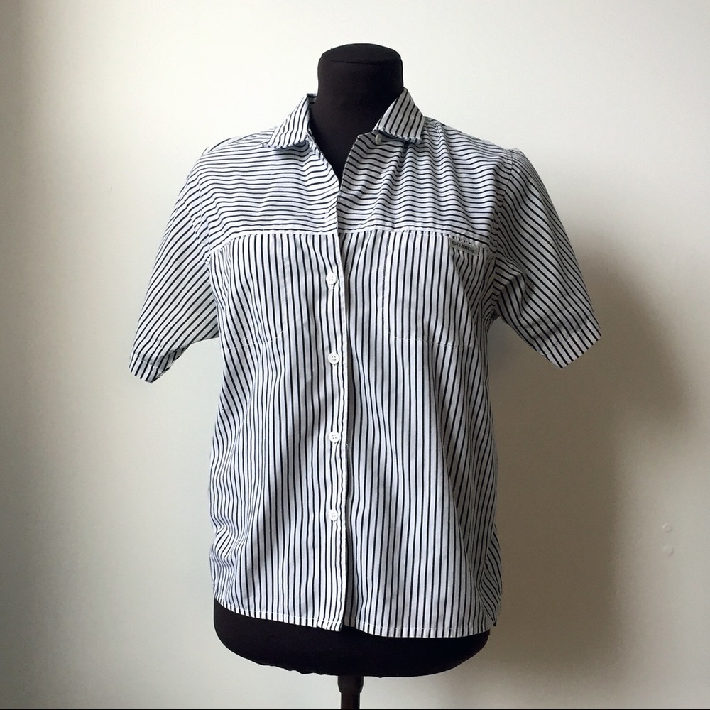 VTG Vertical Stripe Contrast Button-Up Top